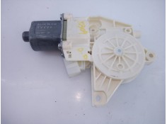 Recambio de motor elevalunas delantero derecho para infiniti q30 2.2d referencia OEM IAM A2469065200  E2-A4-3-1