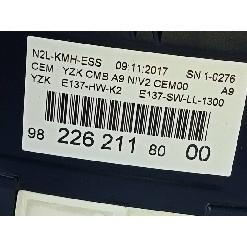 Recambio de cuadro instrumentos para peugeot 208 style referencia OEM IAM 982262118000  E3-B2-30-4