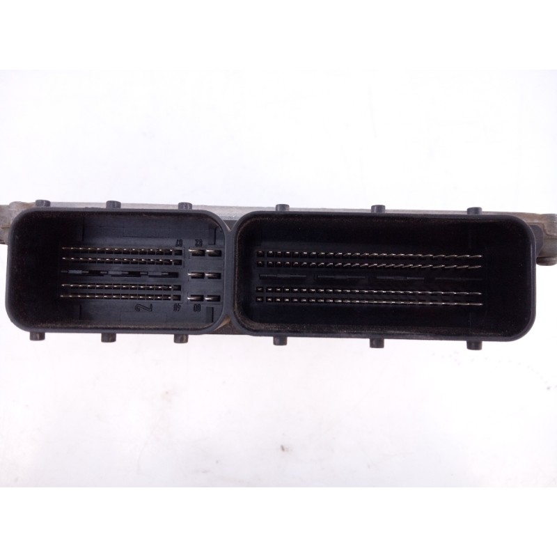 Recambio de centralita motor uce para dodge nitro se referencia OEM IAM P05094575AE 0281013660 E3-B6-23-1