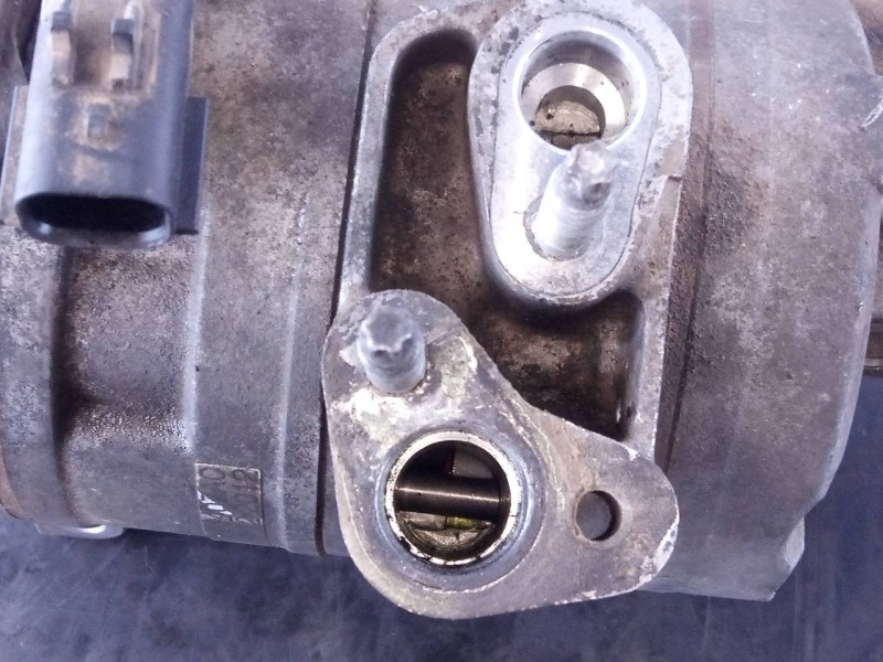 Recambio de compresor aire acondicionado para dodge nitro se referencia OEM IAM 55111407AC  P3-B2-9-2