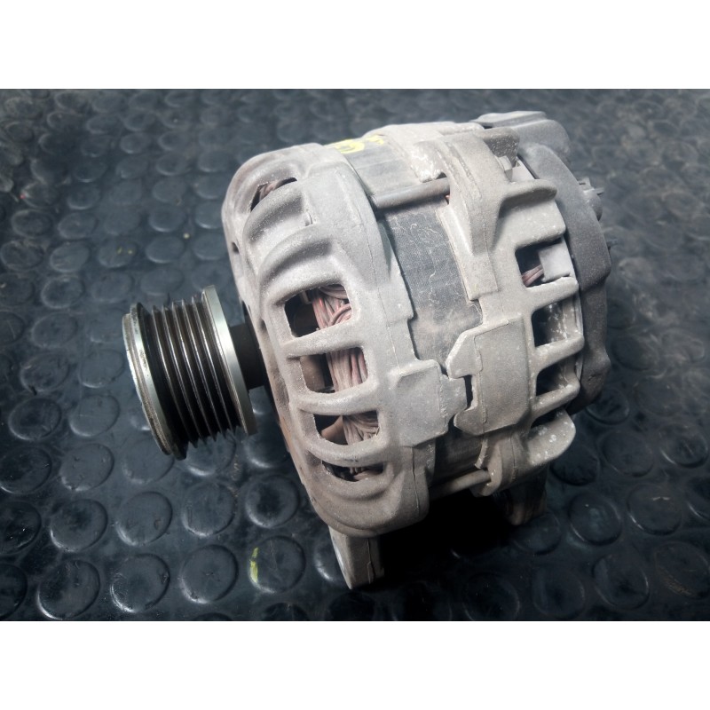 Recambio de alternador para dacia lodgy laureate referencia OEM IAM 231002949R  P3-B5-18-3