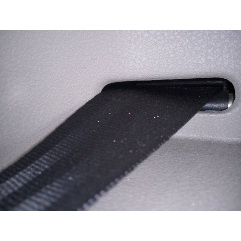 Recambio de cinturon seguridad trasero izquierdo para dacia sandero ambiance referencia OEM IAM   