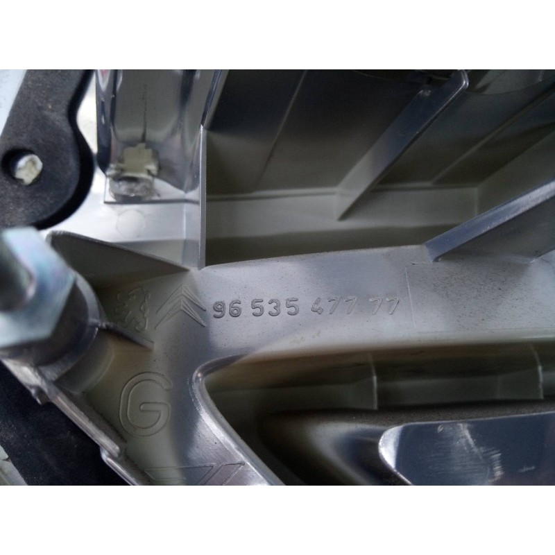 Recambio de piloto trasero izquierdo porton para citroën c4 picasso exclusive referencia OEM IAM 9653547777  E1-A4-39-2