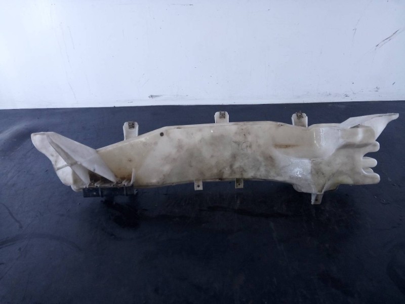 Recambio de deposito limpia para dodge nitro se referencia OEM IAM 55157432A 1000808A P2-B3-2