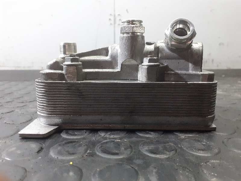 Recambio de enfriador aceite motor para mercedes-benz clase c (w205) familiar referencia OEM IAM A0995002500 7526718 P1-A2-9
