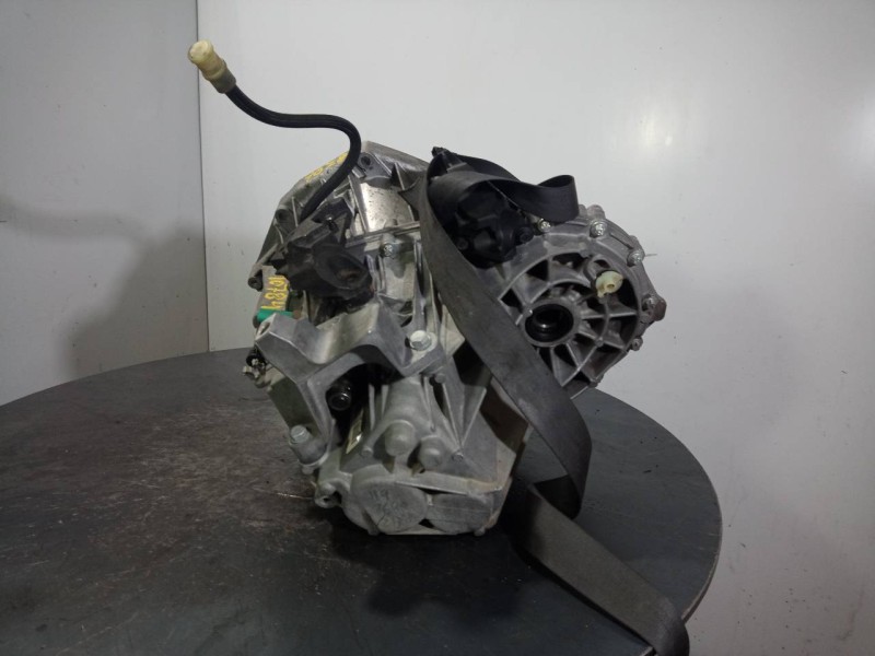 Recambio de caja cambios para renault megane iii berlina 5 p dynamique referencia OEM IAM TL4045  M1-B3-171