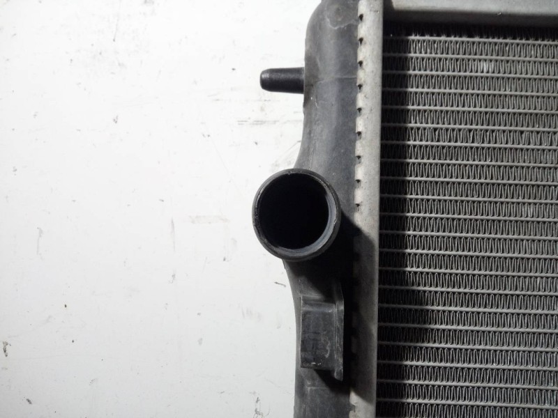 Recambio de radiador agua para peugeot 208 style referencia OEM IAM 95007T01  P2-A6-8