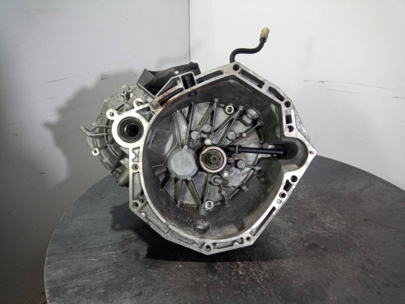 Recambio de caja cambios para renault megane iii berlina 5 p dynamique referencia OEM IAM TL4045  M1-B3-171
