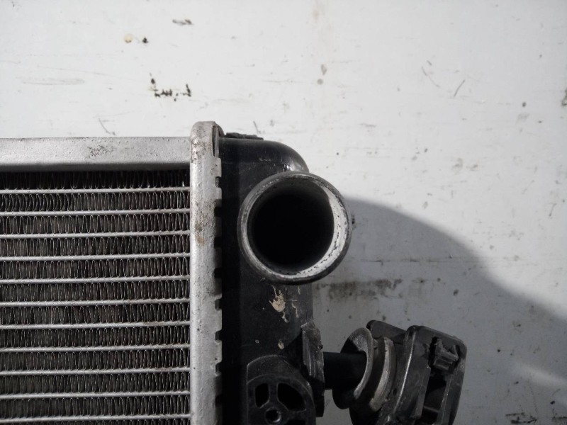 Recambio de radiador agua para peugeot 208 style referencia OEM IAM 95007T01  P2-A6-8