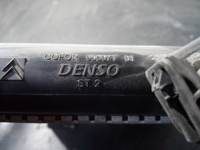 Recambio de radiador agua para peugeot 208 style referencia OEM IAM 95007T01  P2-A6-8