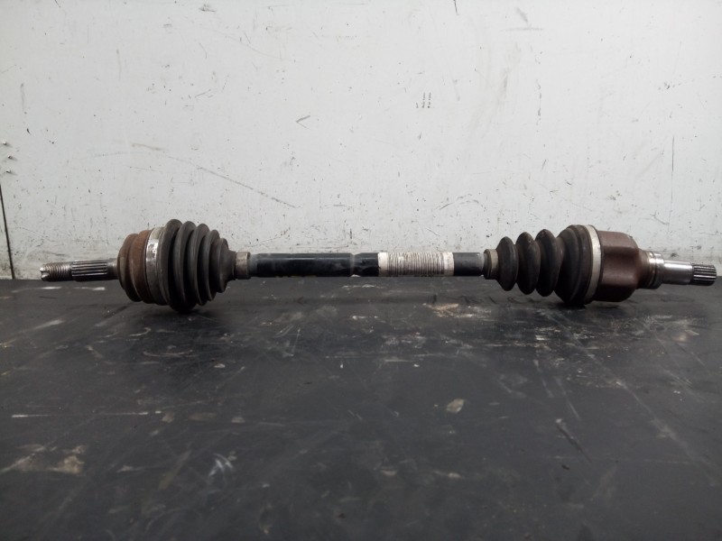 Recambio de transmision delantera izquierda para peugeot 208 style referencia OEM IAM 9803959580  