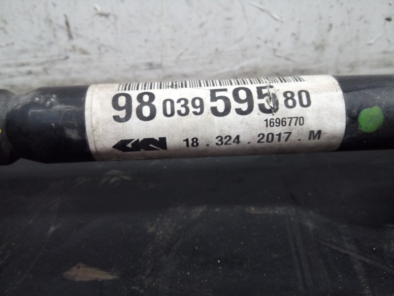 Recambio de transmision delantera izquierda para peugeot 208 style referencia OEM IAM 9803959580  