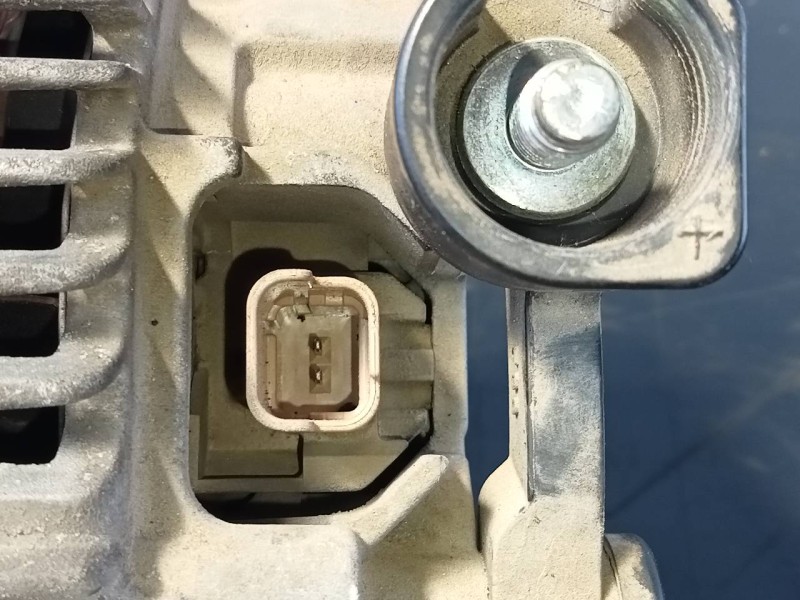 Recambio de alternador para citroën c4 grand picasso exclusive referencia OEM IAM 9654752880 A004TJ0084C P3-A4-13-5