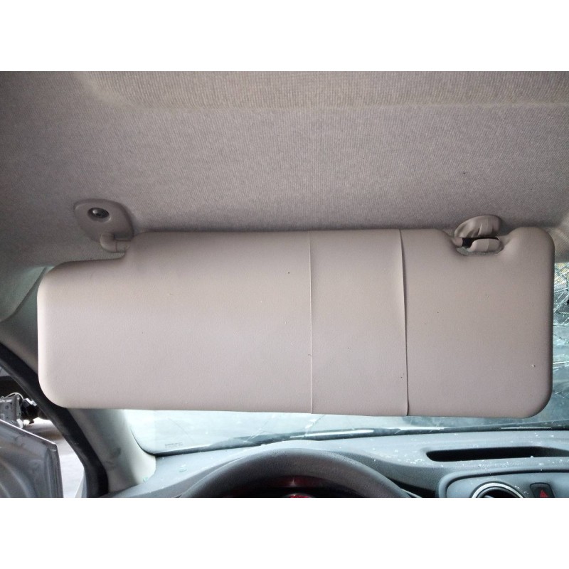 Recambio de parasol izquierdo para dacia sandero ambiance referencia OEM IAM   