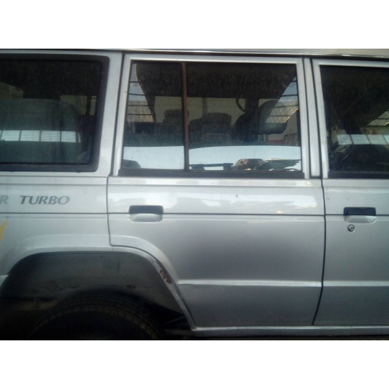 Recambio de puerta trasera derecha para mitsubishi galloper (hyundai) 2.5 tdi exceed confort (5-ptas.) referencia OEM IAM   
