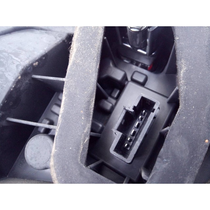 Recambio de piloto trasero derecho para dacia sandero ambiance referencia OEM IAM 265506669R  E2-A1-18-4