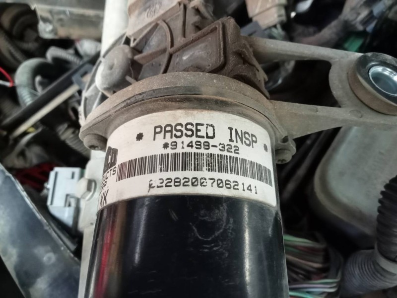 Recambio de motor limpia delantero para dodge nitro se referencia OEM IAM 91498322  