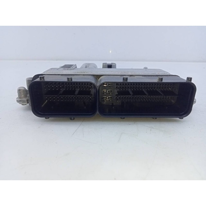 Recambio de centralita motor uce para seat leon st (5f8) style referencia OEM IAM 04L907445B 28445556 E2-A1-15-2