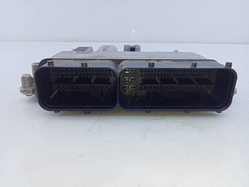 Recambio de centralita motor uce para seat leon st (5f8) style referencia OEM IAM 04L907445B 28445556 E2-A1-15-2