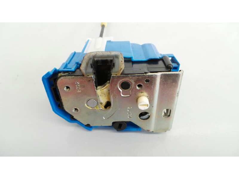 Recambio de cerradura puerta trasera izquierda para fiat 500 l living (351) pop star referencia OEM IAM 51930024  E2-B2-61-2