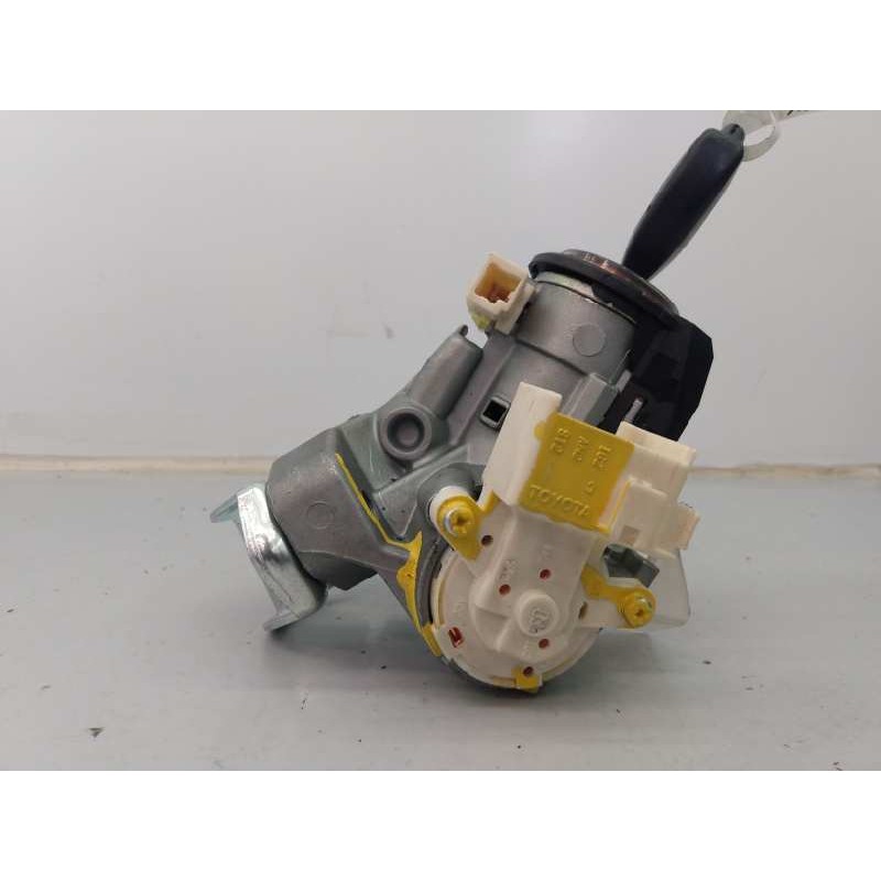 Recambio de antirrobo para toyota auris luna referencia OEM IAM 29653453  E3-B2-18-4