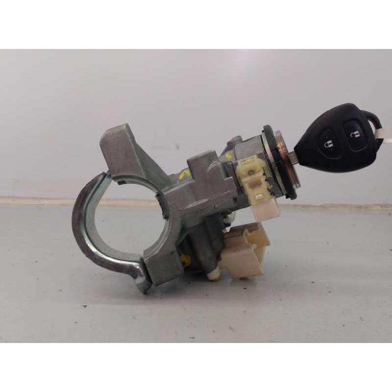 Recambio de antirrobo para toyota auris luna referencia OEM IAM 29653453  E3-B2-18-4