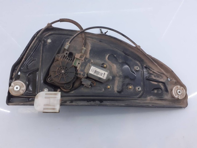 Recambio de elevalunas trasero izquierdo para land rover freelander (lr2) td4 e referencia OEM IAM 6H5227001AE  E1-B4-8-1