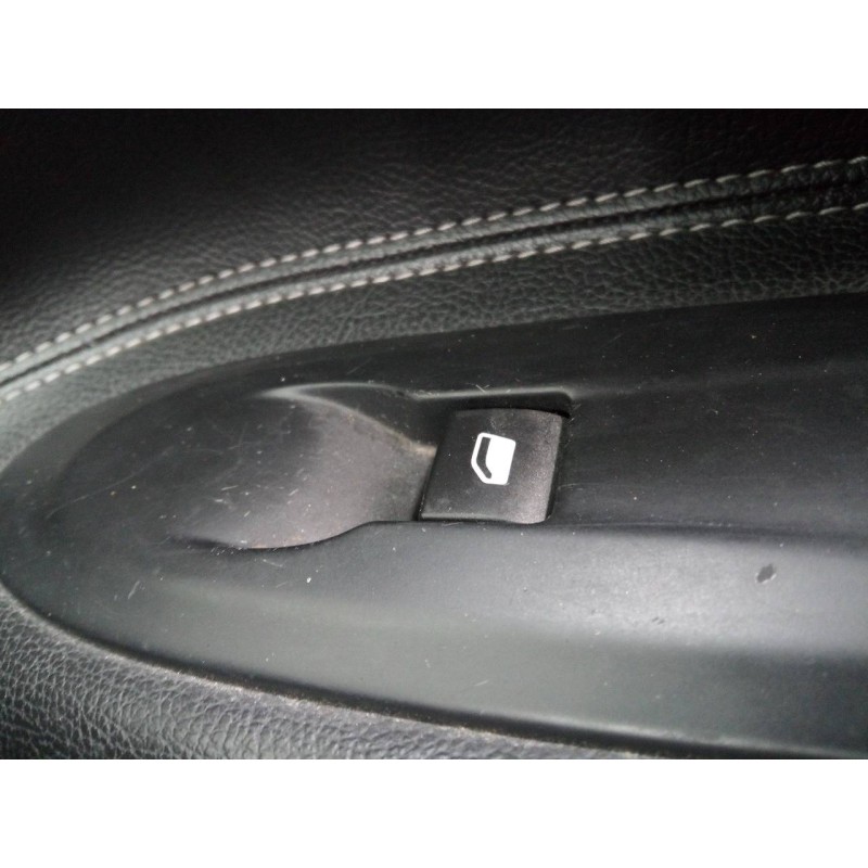 Recambio de mando elevalunas delantero derecho para citroën ds3 sport referencia OEM IAM   