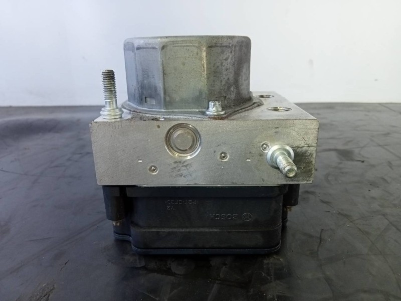 Recambio de abs para renault clio iv dynamique referencia OEM IAM 476608844R  P3-B8-22-4