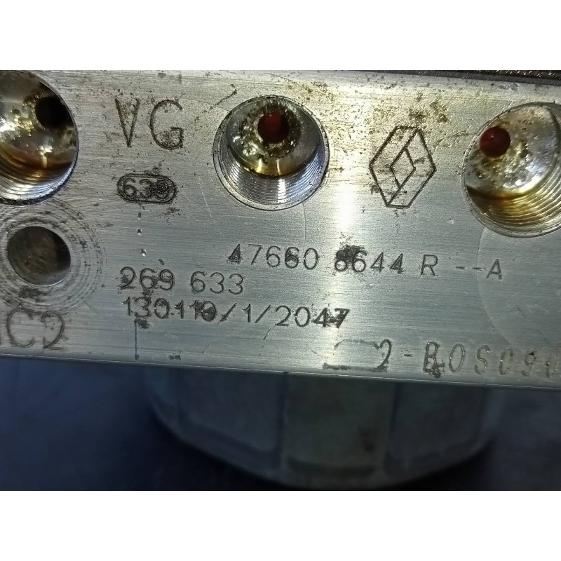 Recambio de abs para renault clio iv dynamique referencia OEM IAM 476608844R  P3-B8-22-4