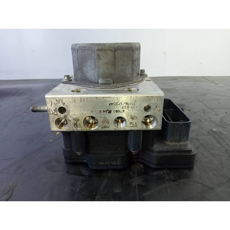 Recambio de abs para renault clio iv dynamique referencia OEM IAM 476608844R  P3-B8-22-4