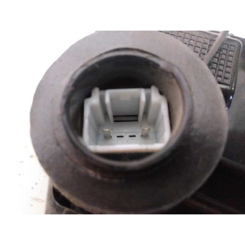 Recambio de cerradura puerta delantera izquierda para toyota auris luna referencia OEM IAM 6904042241  E2-B4-5-2