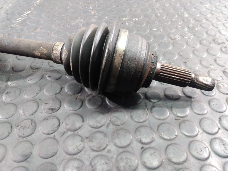 Recambio de transmision delantera derecha para dacia sandero stepway referencia OEM IAM 391007857R  P1-A6-49