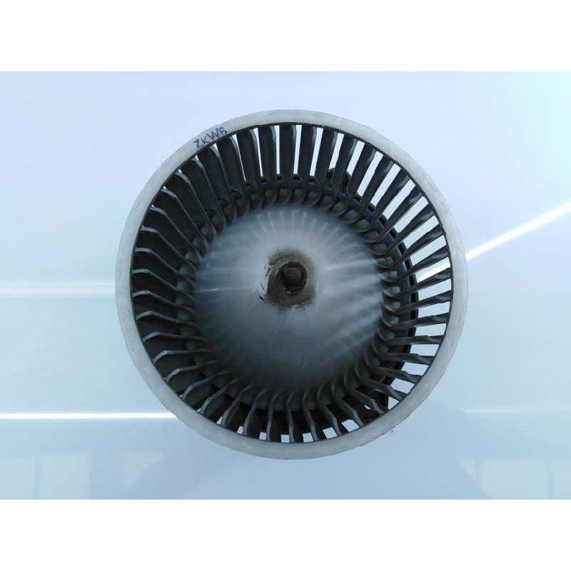 Recambio de ventilador calefaccion para kia sorento 2.5 crdi ex referencia OEM IAM   E2-B5-8-2