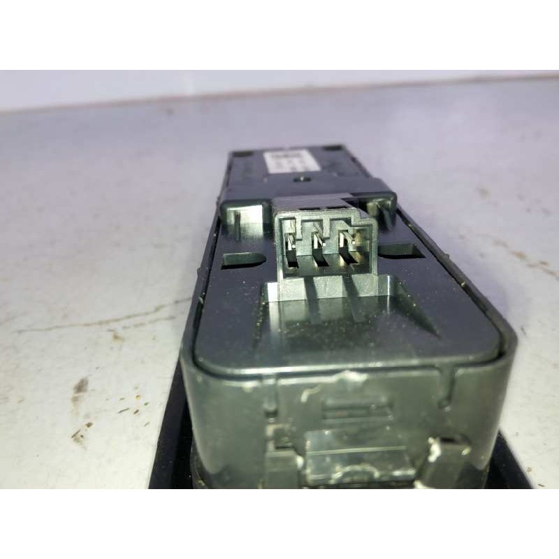 Recambio de mando elevalunas delantero izquierdo para land rover range rover sport v6 td autobiography referencia OEM IAM AH2214