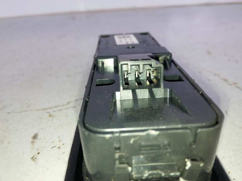 Recambio de mando elevalunas delantero izquierdo para land rover range rover sport v6 td autobiography referencia OEM IAM AH2214