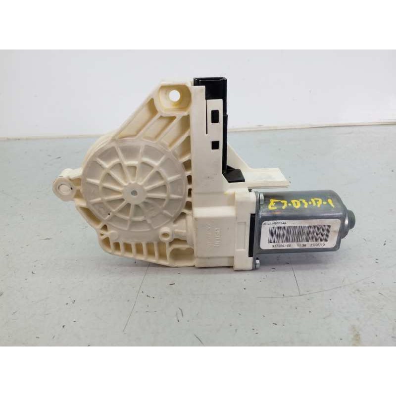 Recambio de motor elevalunas delantero izquierdo para land rover range rover sport v6 td autobiography referencia OEM IAM AH2215