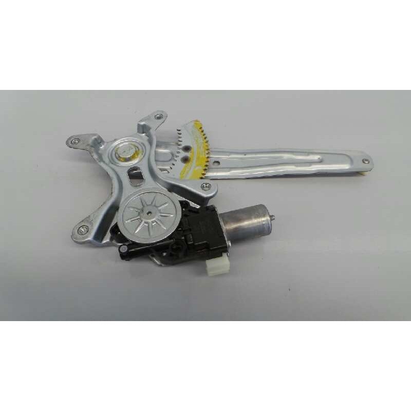 Recambio de elevalunas trasero derecho para suzuki sx4 gle referencia OEM IAM 8353061M00 2621005680 E2-A3-59-2