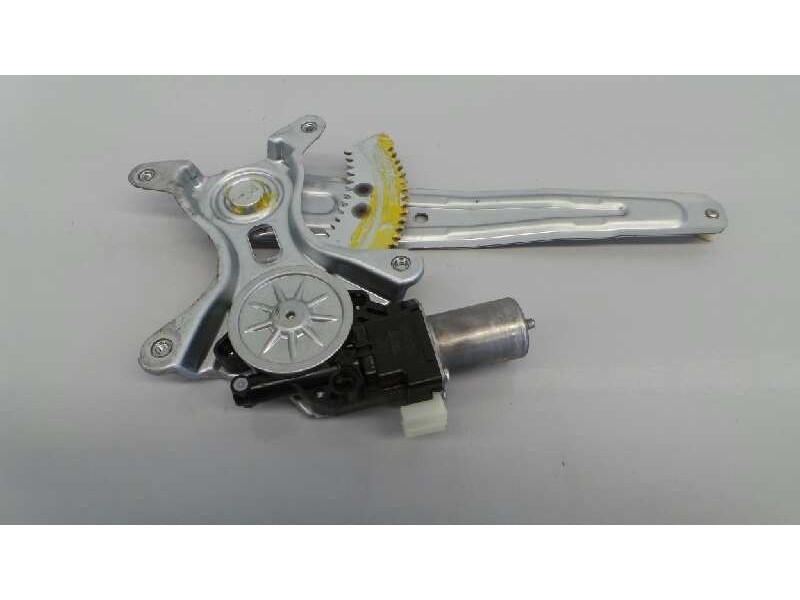 Recambio de elevalunas trasero derecho para suzuki sx4 gle referencia OEM IAM 8353061M00 2621005680 E2-A3-59-2