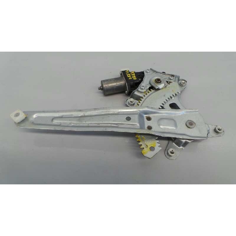 Recambio de elevalunas trasero izquierdo para suzuki sx4 gle referencia OEM IAM 8356061M00 2621005670 E2-A3-59-2