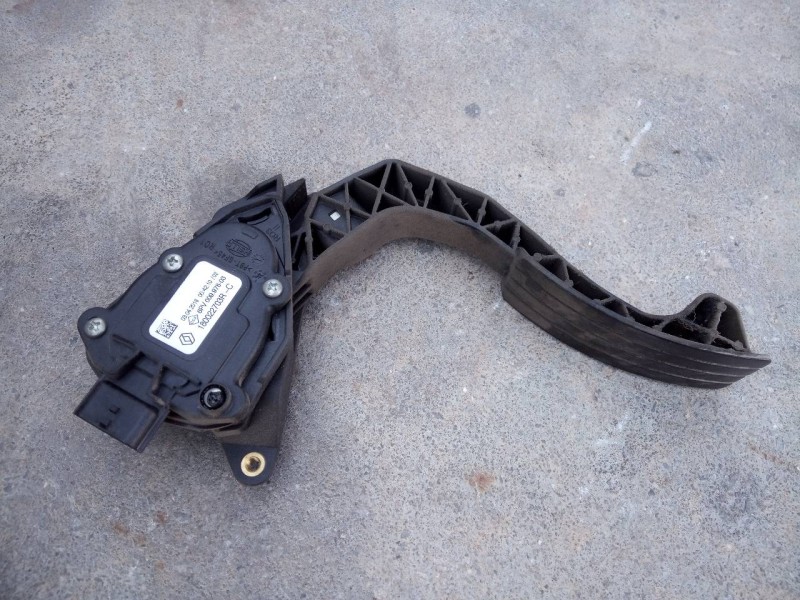 Recambio de pedal acelerador para dacia logan mcv ii prestige referencia OEM IAM 180022703R  