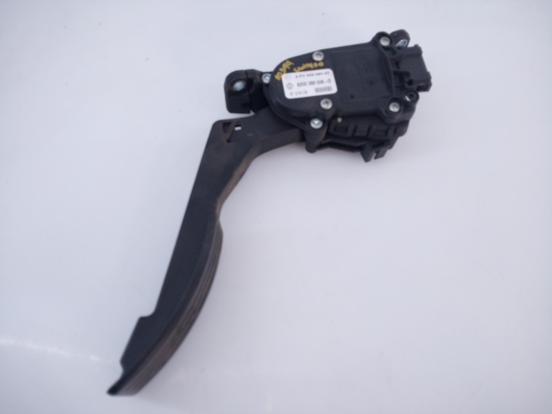Recambio de pedal acelerador para dacia sandero laureate referencia OEM IAM 8200386506D  E2-A1-17-7