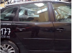 PUERTA TRASERA DERECHA 