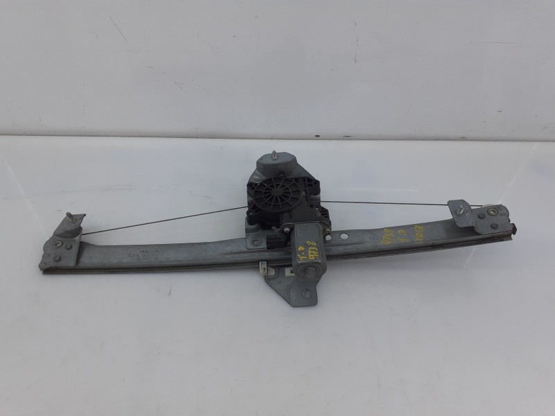 Recambio de elevalunas trasero derecho para dacia lodgy ambiance referencia OEM IAM 827202127RC  E1-B3-24-1