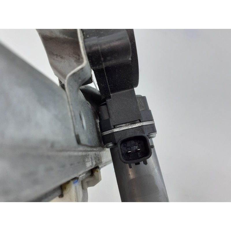 Recambio de elevalunas trasero derecho para dacia lodgy ambiance referencia OEM IAM 827202127RC  E1-B3-24-1