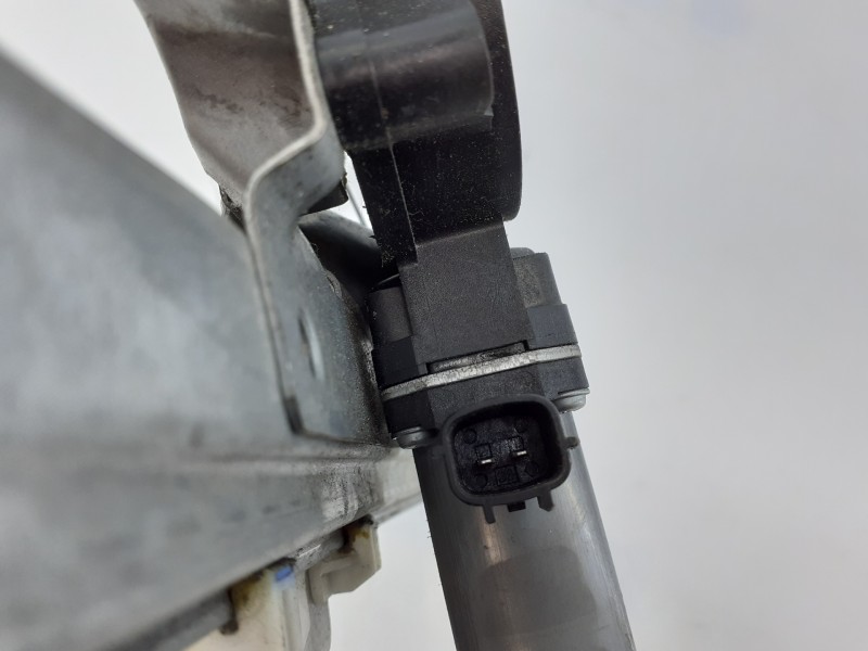 Recambio de elevalunas trasero derecho para dacia lodgy ambiance referencia OEM IAM 827202127RC  E1-B3-24-1