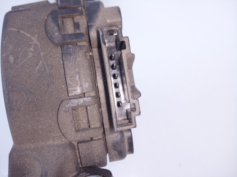 Recambio de pedal acelerador para dacia sandero laureate referencia OEM IAM 8200386506D  E2-A1-17-7