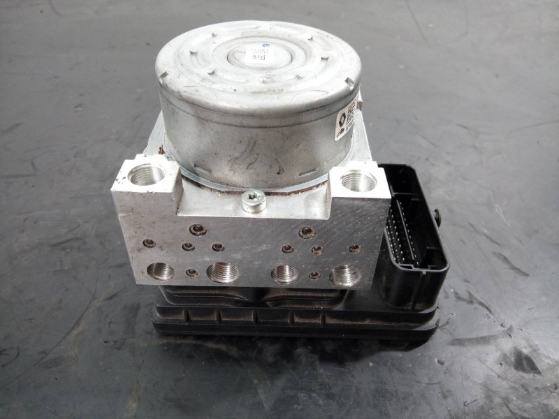 Recambio de abs para dacia dokker express ambiance referencia OEM IAM 476608081R 28515242443 P3-B9-15-1