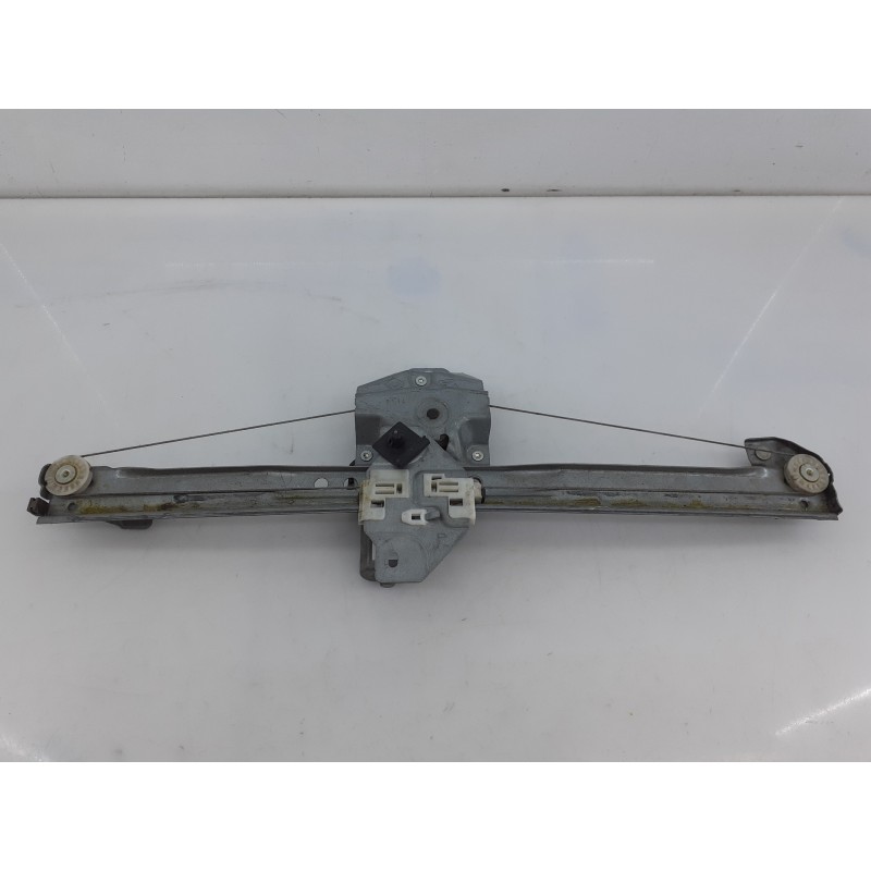 Recambio de elevalunas trasero derecho para dacia lodgy ambiance referencia OEM IAM 827202127RC  E1-B3-24-1