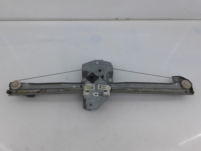 Recambio de elevalunas trasero derecho para dacia lodgy ambiance referencia OEM IAM 827202127RC  E1-B3-24-1